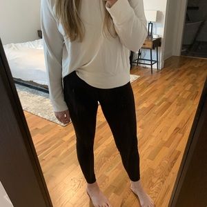 Lululemon leggings- Wonder Under